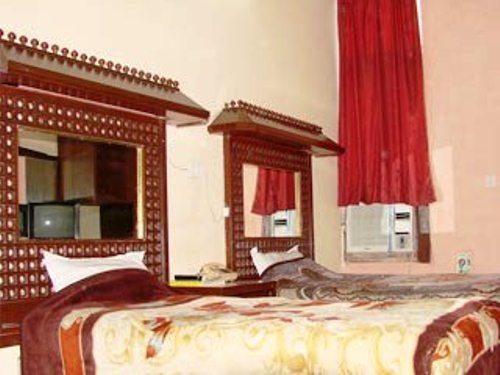 Hotel Krishna Palace Нью-Делі Екстер'єр фото